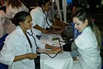 Alunos dos cursos de Enfermagem participam da Feira do Administrador